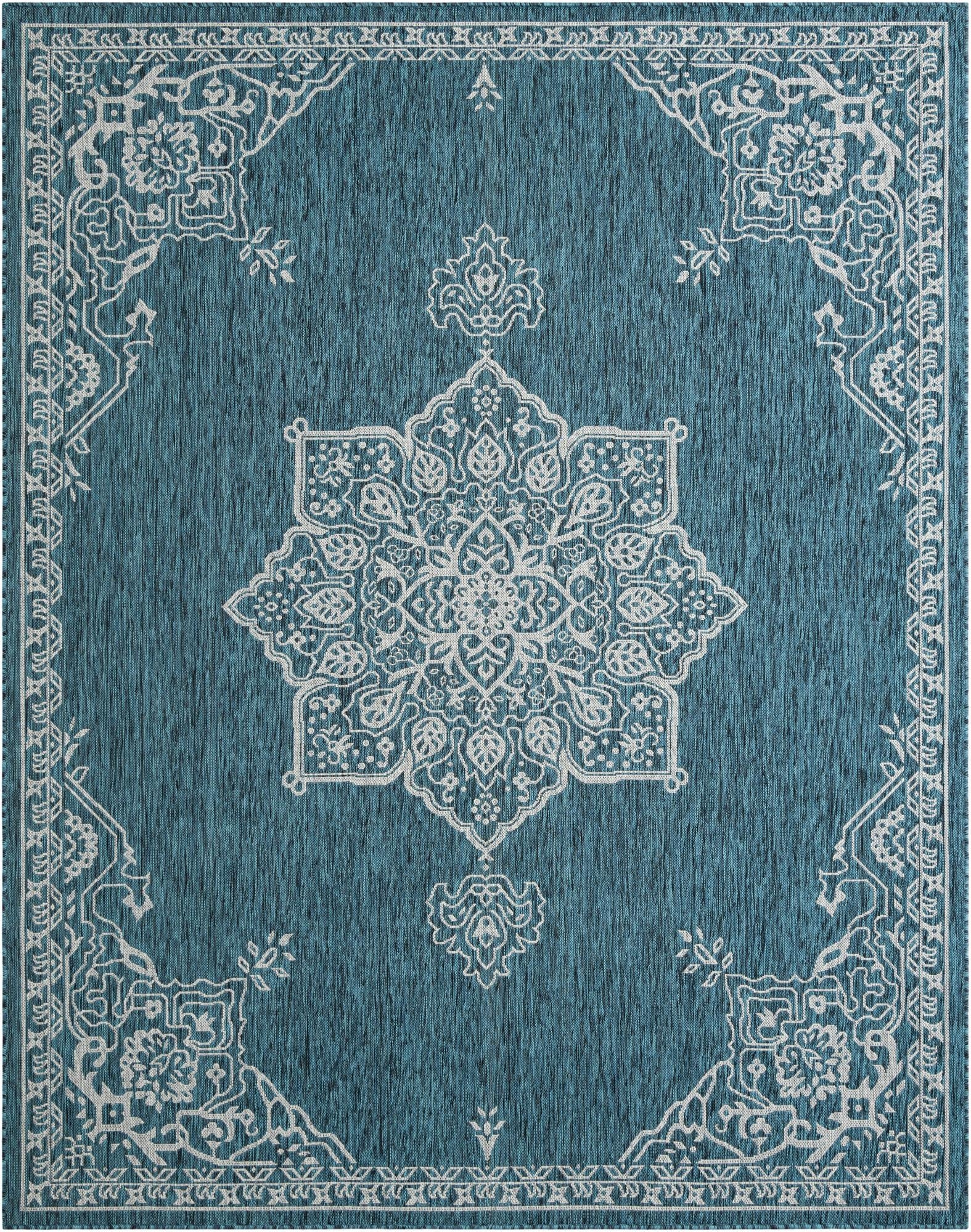 7' 10 x 10'  Washable Traditional Indoor / Outdoor Rug