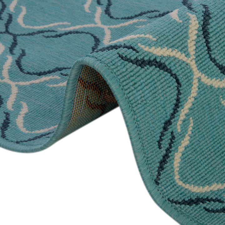 7' 10 x 10' Easy-Clean Trellis Indoor / Outdoor Rug