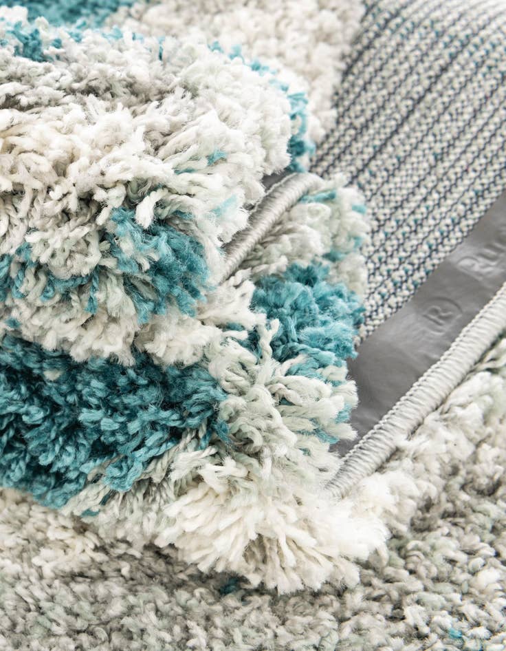 Detail image of 3' 3 x 5' 3 Soft Touch Shag Rug