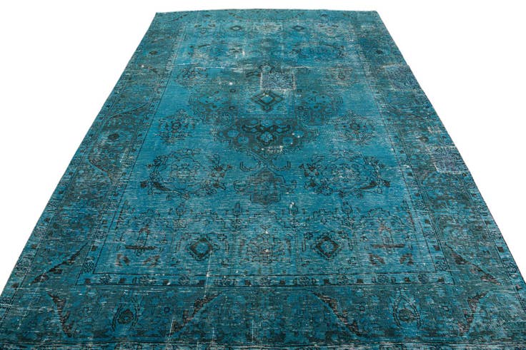 Detail image of 6' 8 x 9' 10 Hand Knotted Ultra Vintage Persian Wool Rug