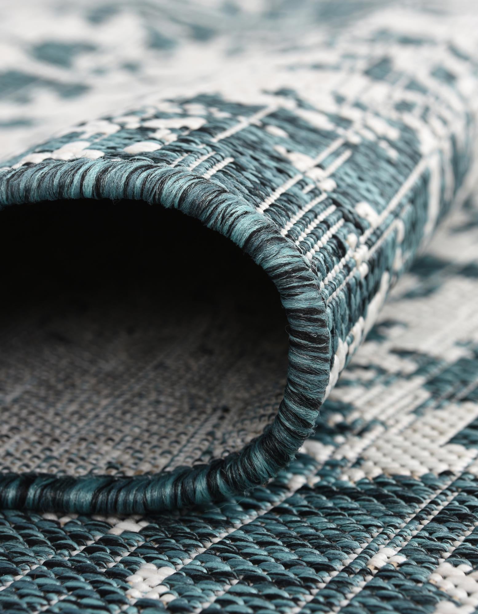 13' x 13' Easy-Clean Jill Zarin Dubai Indoor / Outdoor Round Rug