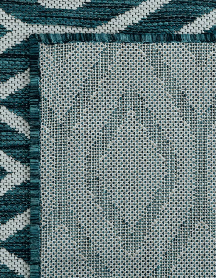Detail image of 6' 7 x 6' 7 Easy-Clean Jill Zarin Turks and Caicos Indoor / Outdoor Round Rug