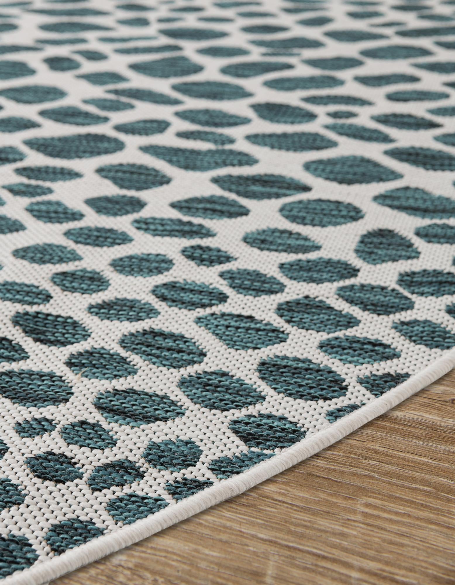 6' 7 x 6' 7 Easy-Clean Jill Zarin Cape Town Indoor / Outdoor Round Rug