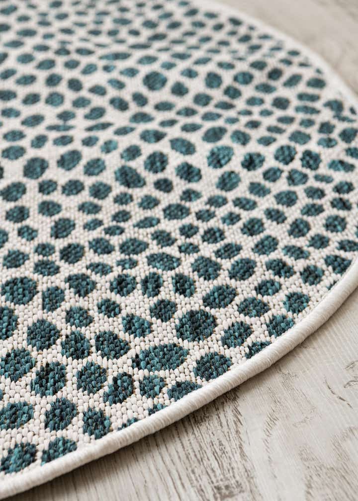 10' 8 x 10' 8 Easy-Clean Jill Zarin Cape Town Indoor / Outdoor Round Rug