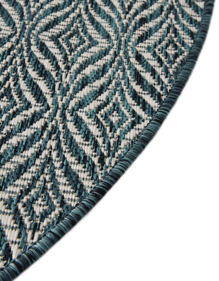 Detail image of 4' x 4' Washable Lattice Indoor / Outdoor Round Rug