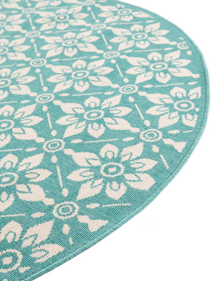 Detail image of 4' x 4' Easy-Clean Lattice Indoor / Outdoor Round Rug