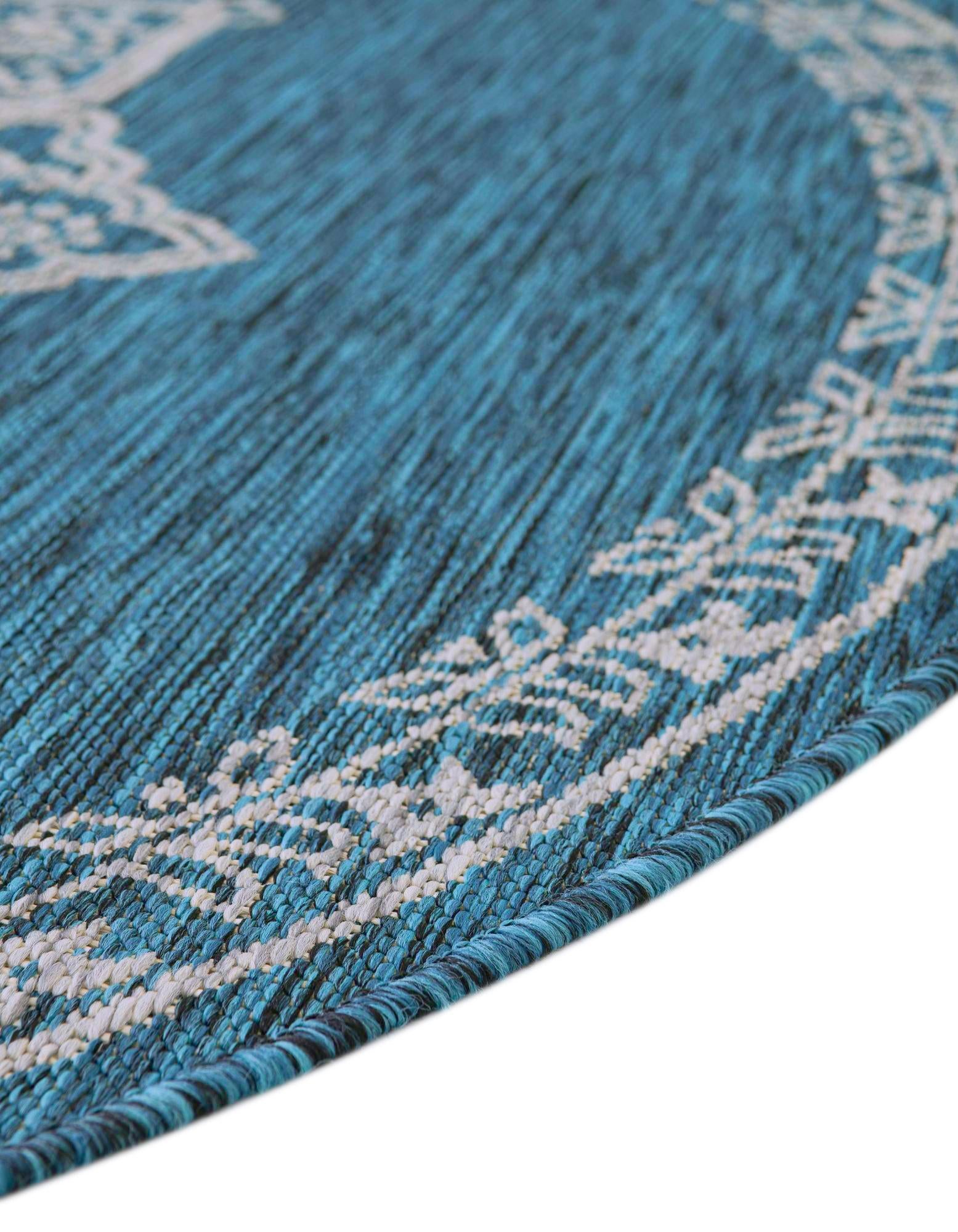 4' x 4' Easy-Clean Traditional Indoor / Outdoor Round Rug