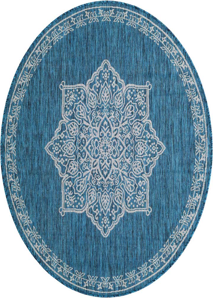 5' 3 x 5' 3 Easy-Clean Traditional Indoor / Outdoor Round Rug