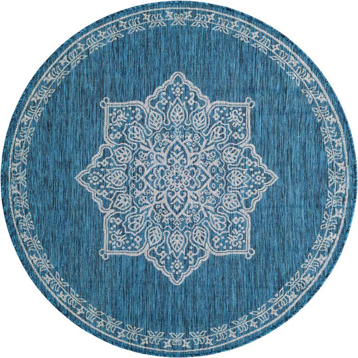 5' 3 x 5' 3 Easy-Clean Traditional Indoor / Outdoor Round Rug