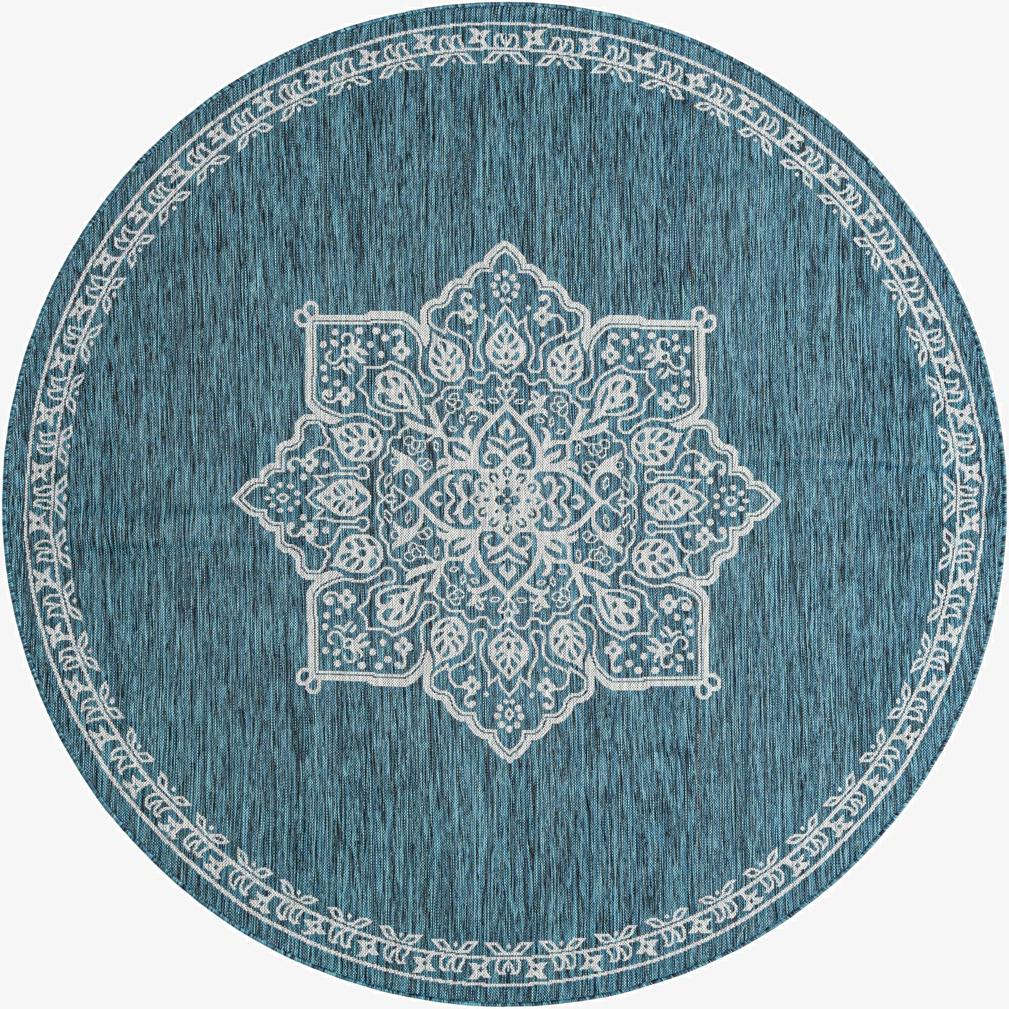 7' 10 x 7' 10  Washable Traditional Indoor / Outdoor Round Rug