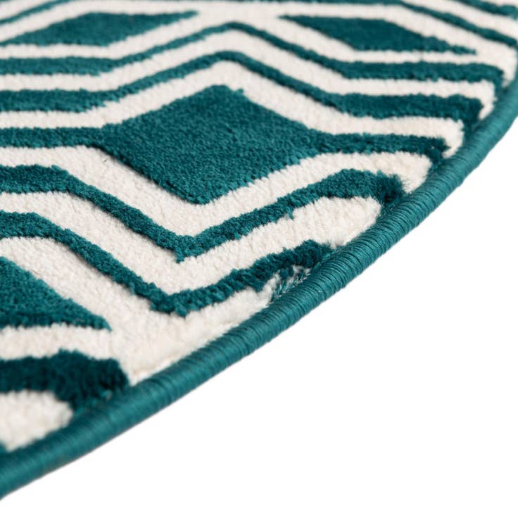 Detail image of 4' x 4' Vince Camuto Round Rug