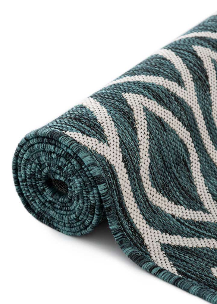 2' x 6' Easy-Clean Jill Zarin Turks and Caicos Indoor / Outdoor Runner Rug