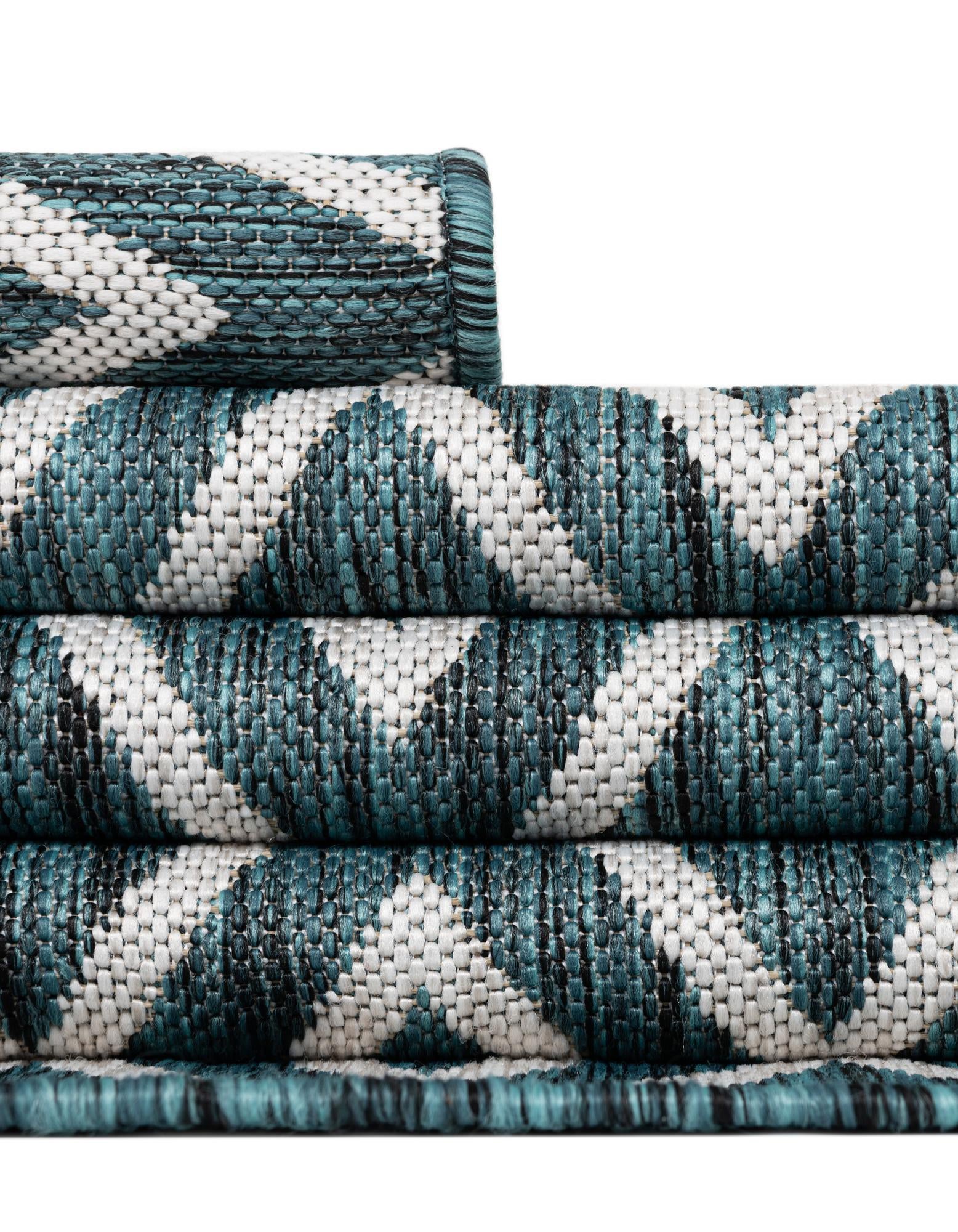 2' x 6' Easy-Clean Jill Zarin Turks and Caicos Indoor / Outdoor Runner Rug
