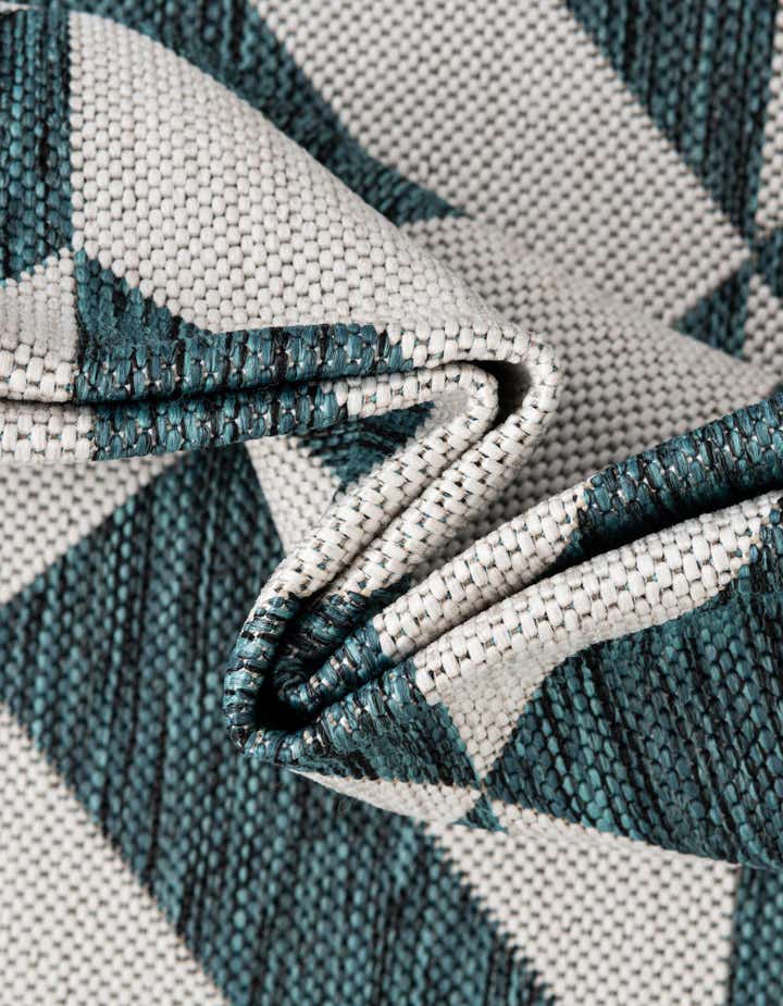 2' x 8' Easy-Clean Jill Zarin Napa Indoor / Outdoor Runner Rug