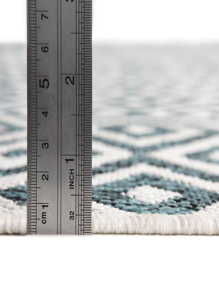 Detail image of 2' x 6' Easy-Clean Jill Zarin Costa Rica Indoor / Outdoor Runner Rug