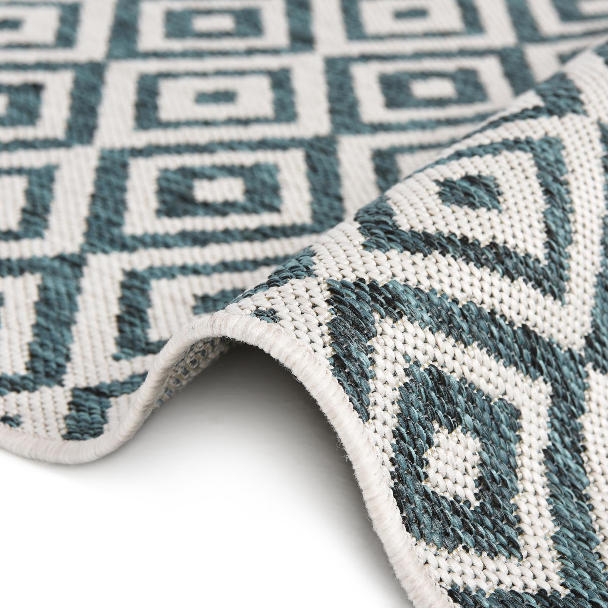 2' x 8' Easy-Clean Jill Zarin Costa Rica Indoor / Outdoor Runner Rug
