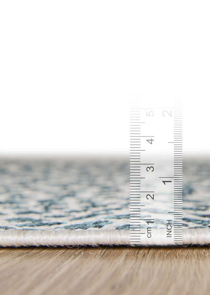 2' x 6' Easy-Clean Jill Zarin Cape Town Indoor / Outdoor Runner Rug