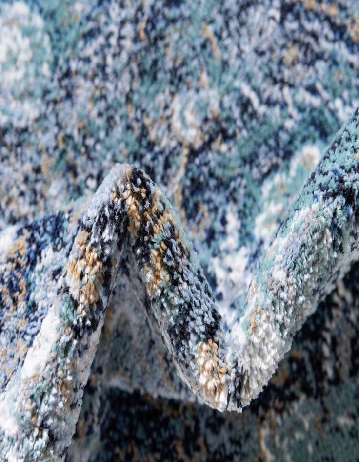 Detail image of 2' 2 x 6' 7 Lexington Runner Rug