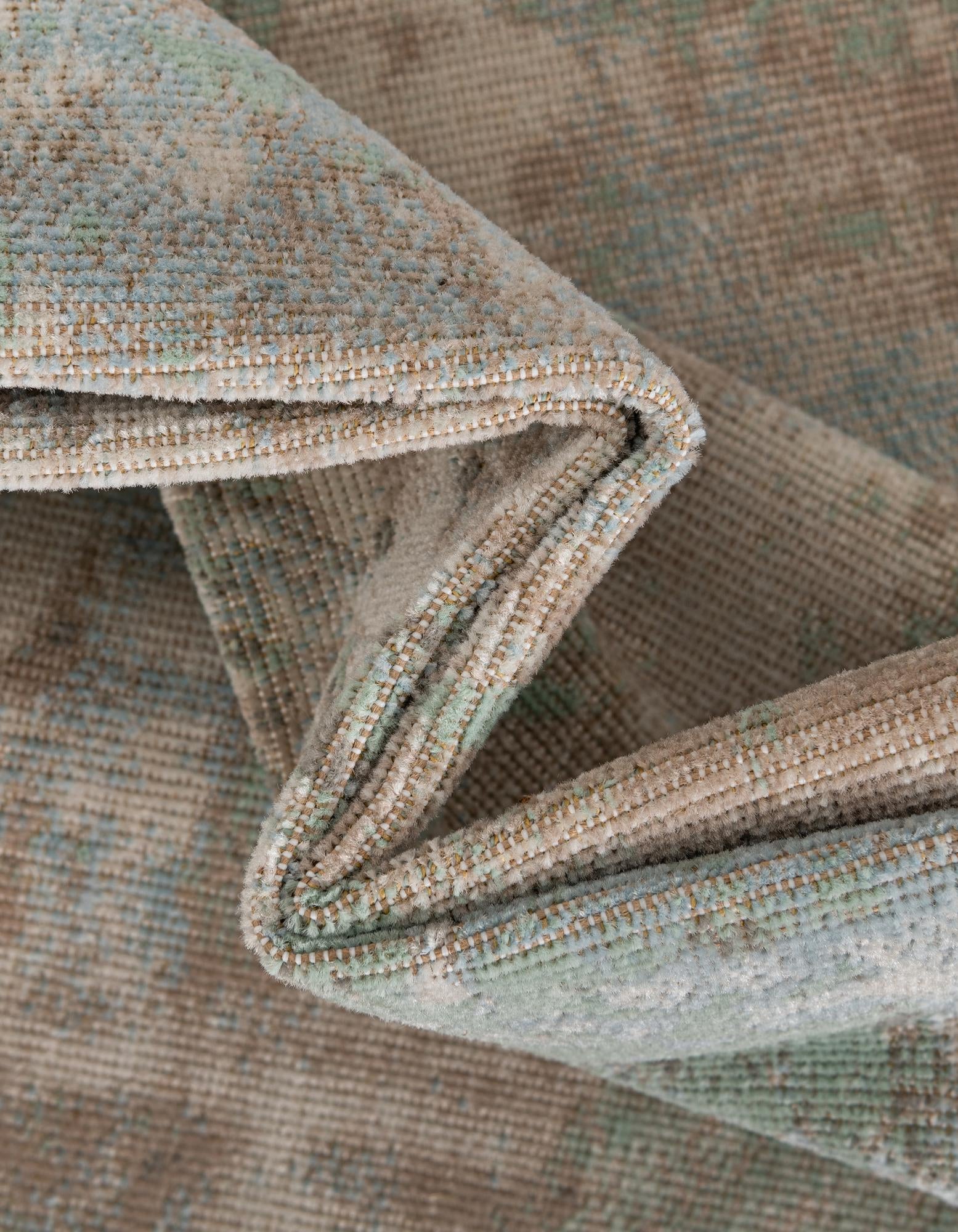 2' x 10' Lotus Runner Rug