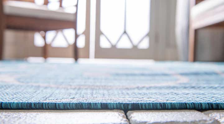 2' x 6' Easy-Clean Botanical Indoor / Outdoor Runner Rug