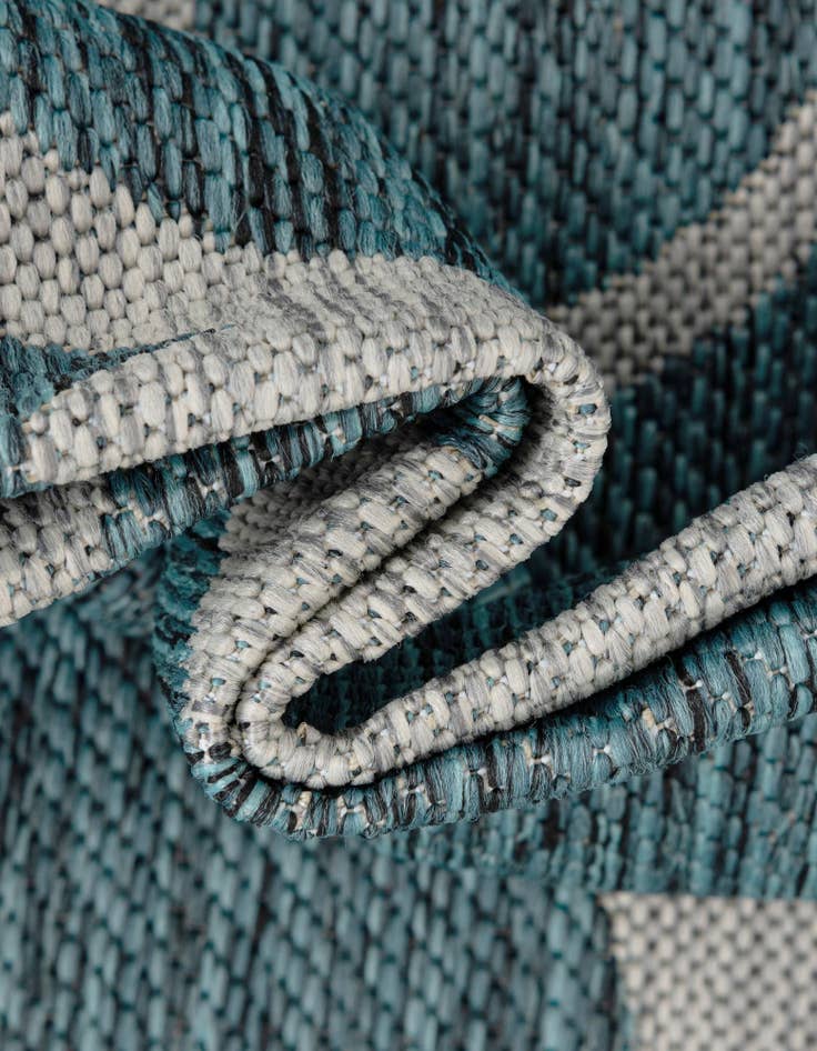 Detail image of 2' x 6'  Washable Botanical Indoor / Outdoor Runner Rug