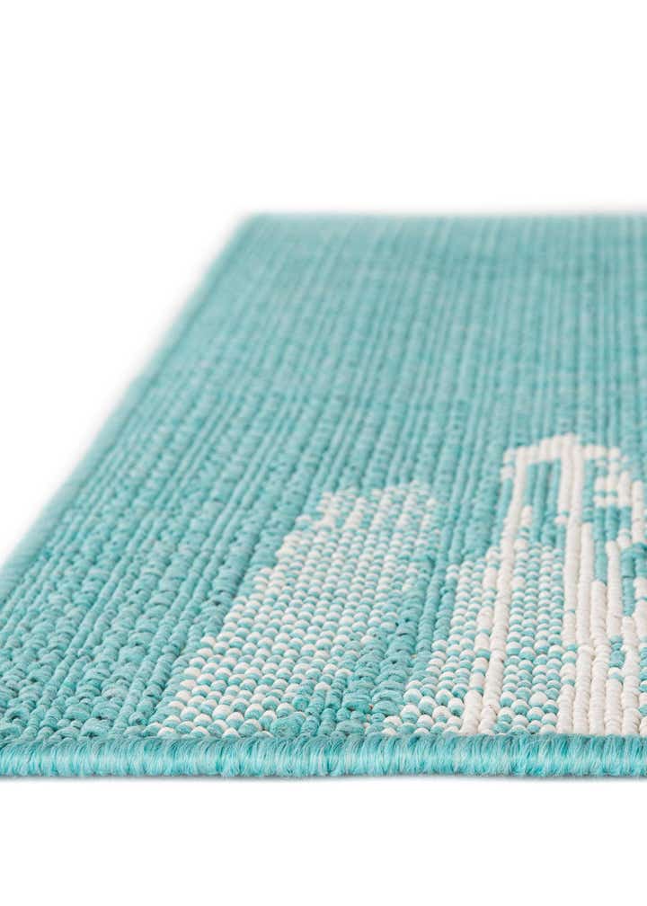 2' x 6' Easy-Clean Coastal Indoor / Outdoor Runner Rug