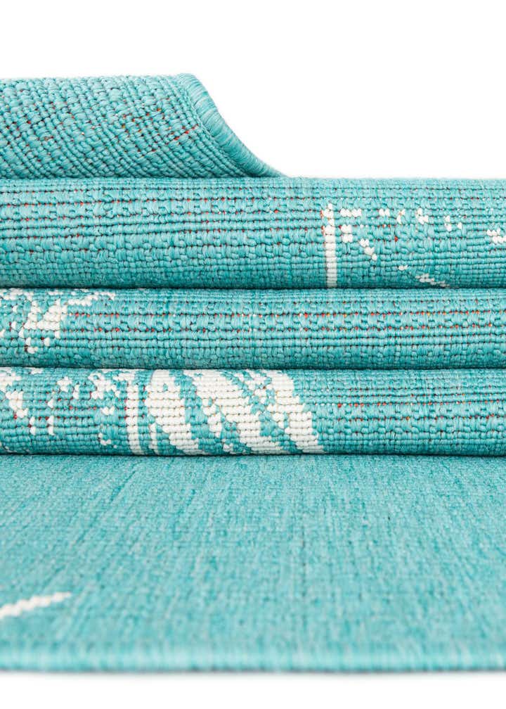 2' x 6' Easy-Clean Coastal Indoor / Outdoor Runner Rug