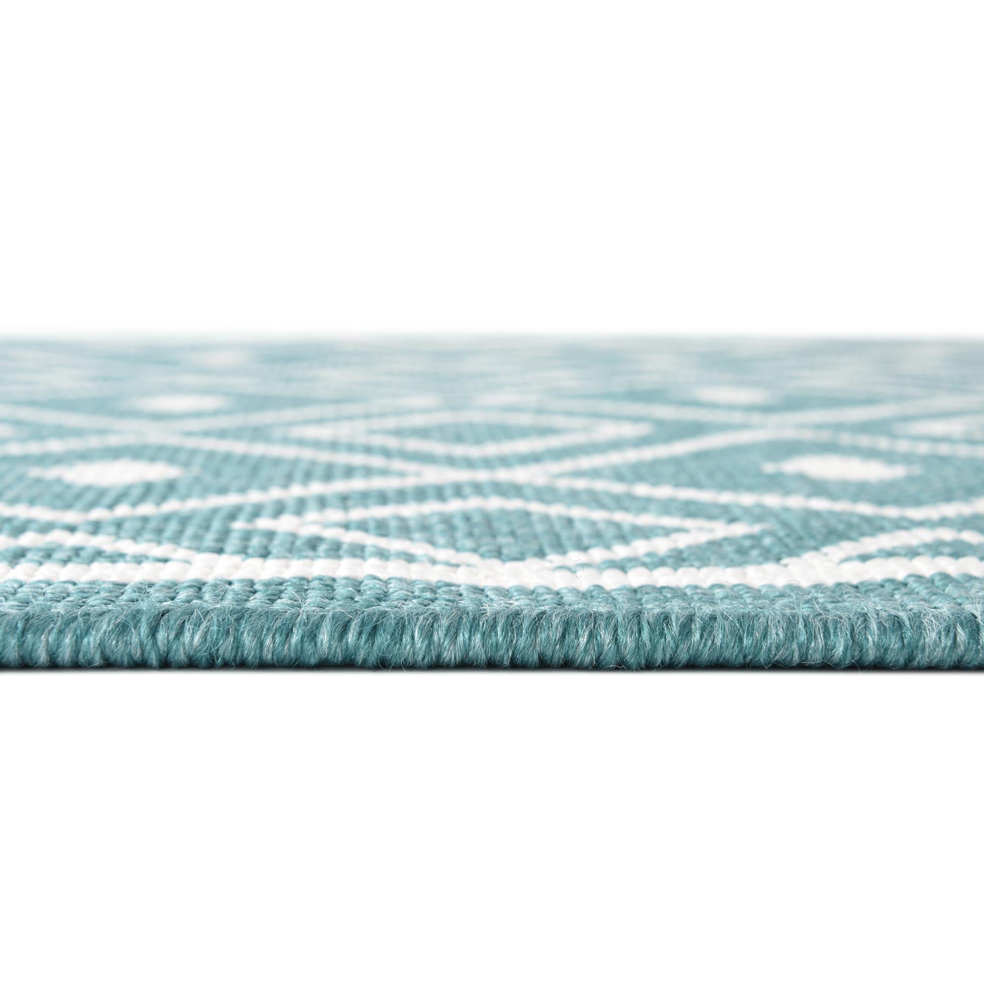 2' x 8' Easy-Clean Lattice Indoor / Outdoor Runner Rug