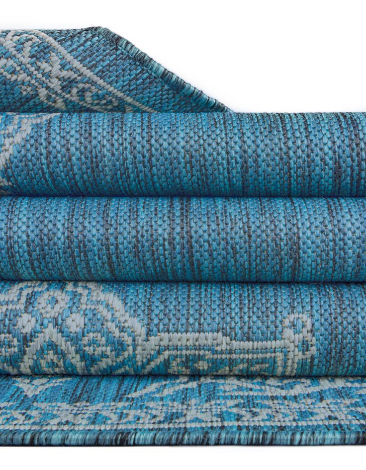 Detail image of 2' x 6'  Washable Traditional Indoor / Outdoor Runner Rug