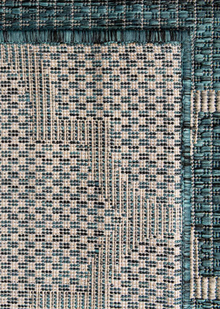 2' x 6' Easy-Clean Trellis Indoor / Outdoor Runner Rug