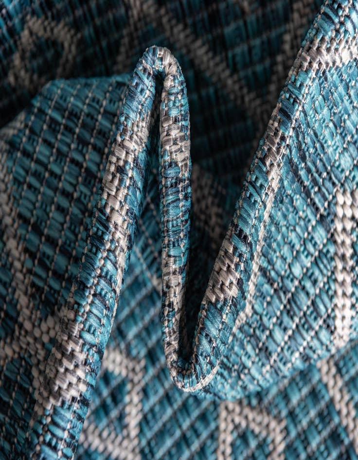 Detail image of 2' x 6'  Washable Trellis Indoor / Outdoor Runner Rug