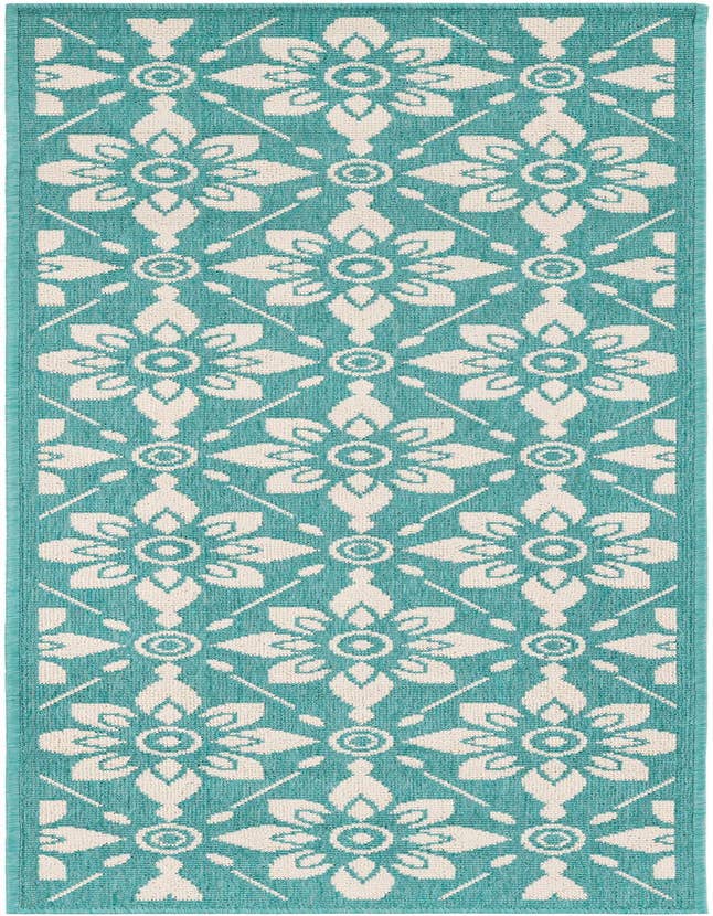 Detail image of 2' x 6' Easy-Clean Trellis Indoor / Outdoor Runner Rug