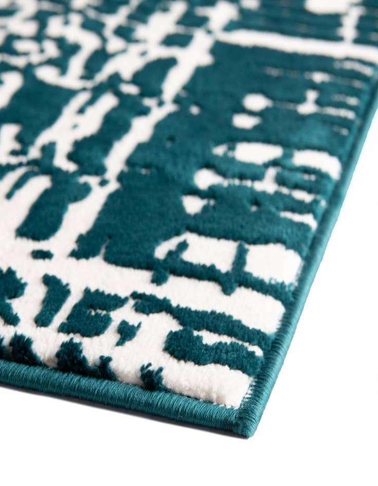 Detail image of 2' x 6' Vince Camuto Runner Rug