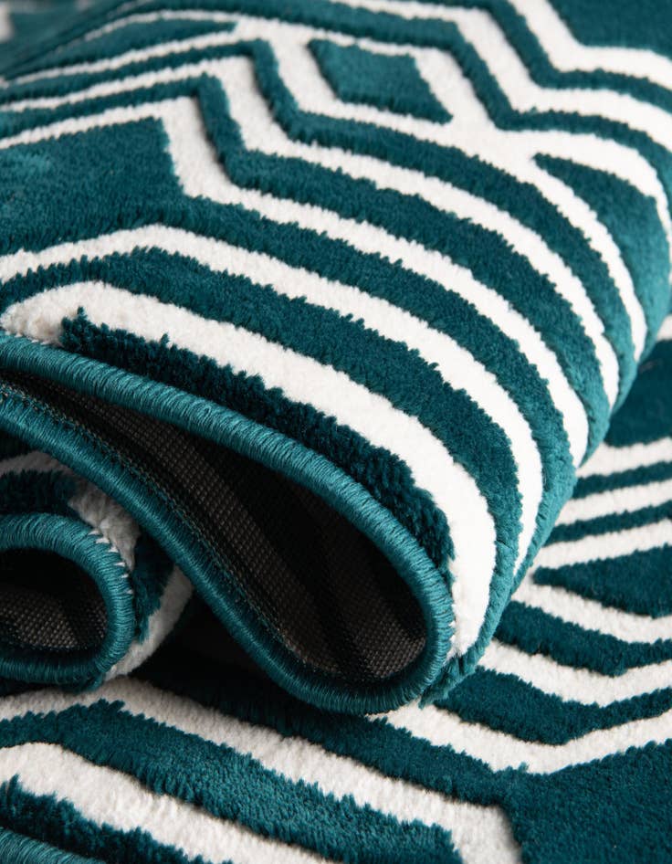 Detail image of 2' x 8' 8 Vince Camuto Runner Rug