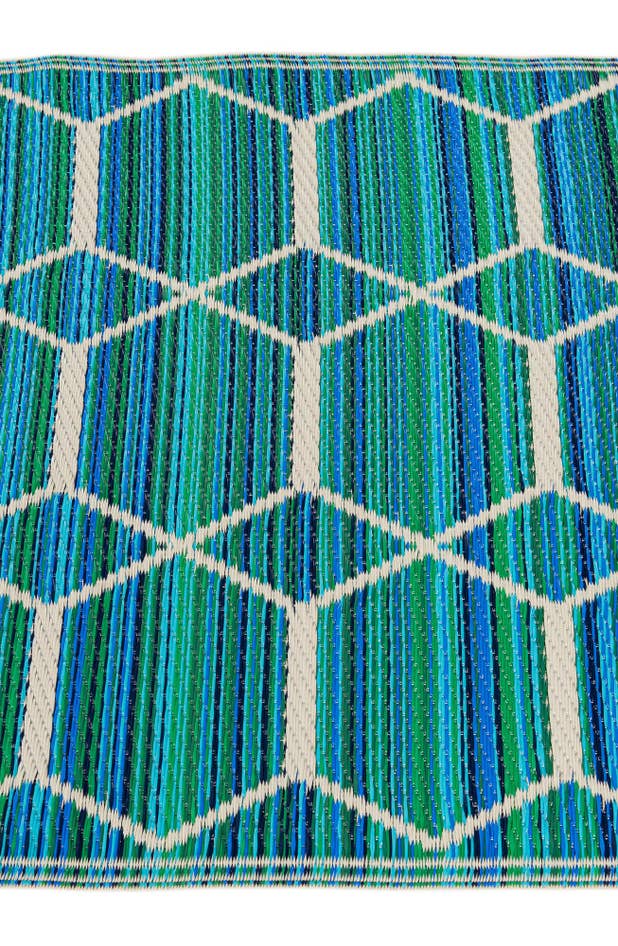 Detail image of 2' x 6' Easy-Clean Vista Breeze Indoor / Outdoor Runner Rug