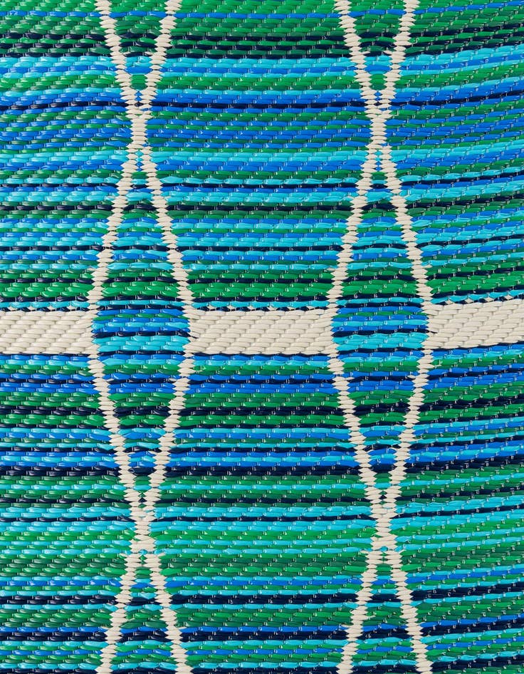 Detail image of 2' x 6'  Washable Vista Breeze Indoor / Outdoor Runner Rug