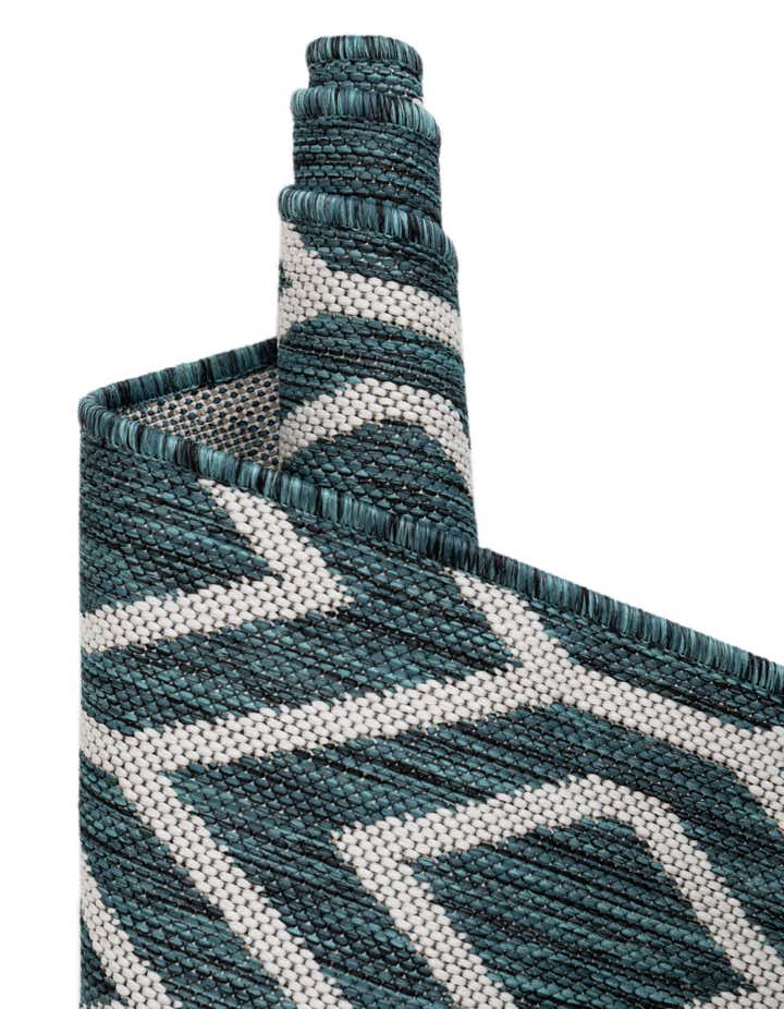 7' 10 x 7' 10 Easy-Clean Jill Zarin Turks and Caicos Indoor / Outdoor Square Rug