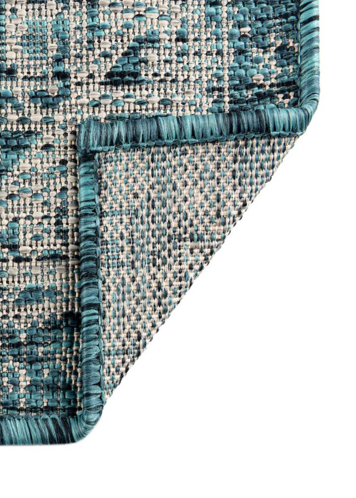 5' 3 x 5' 3 Easy-Clean Aztec Indoor / Outdoor Square Rug