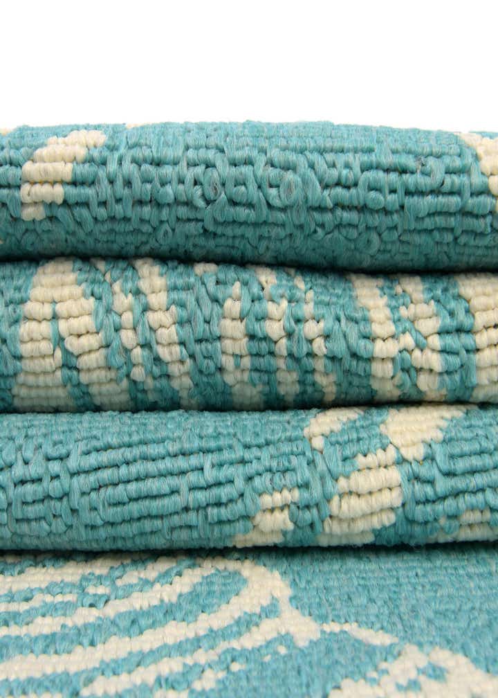 7' 10 x 7' 10 Easy-Clean Coastal Indoor / Outdoor Square Rug
