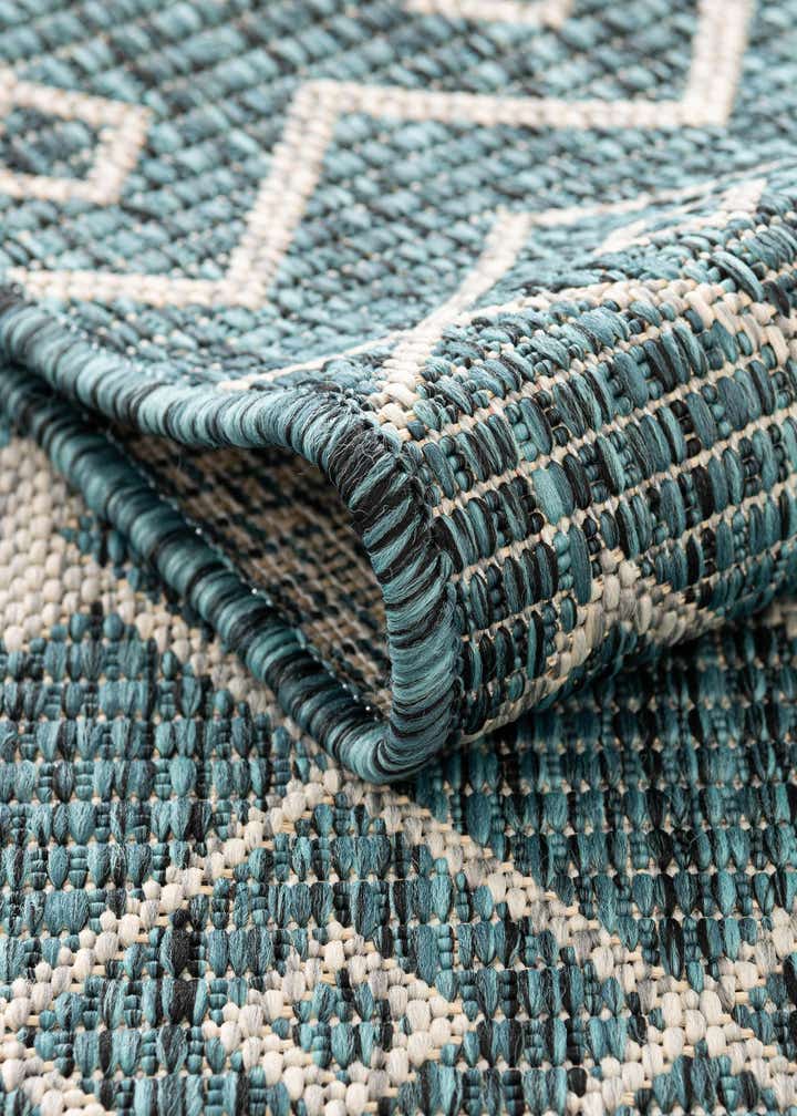 10' x 10' Easy-Clean Lattice Indoor / Outdoor Square Rug