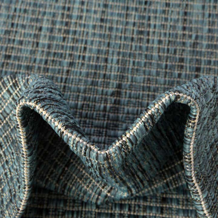 4' 1 x 4' 1 Easy-Clean Solid Indoor / Outdoor Square Rug