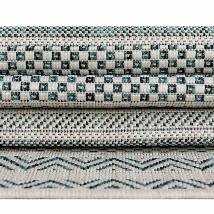 Detail image of 7' 10 x 7' 10 Easy-Clean Striped Indoor / Outdoor Square Rug