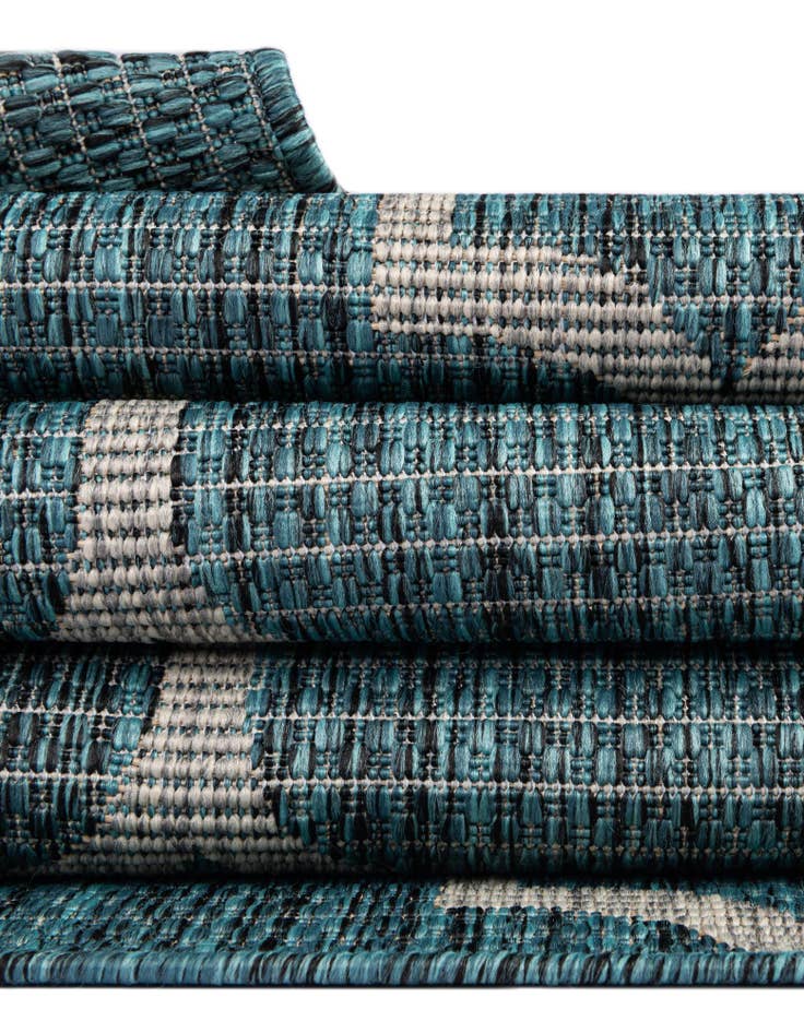 Detail image of 13' x 13' Easy-Clean Trellis Indoor / Outdoor Square Rug
