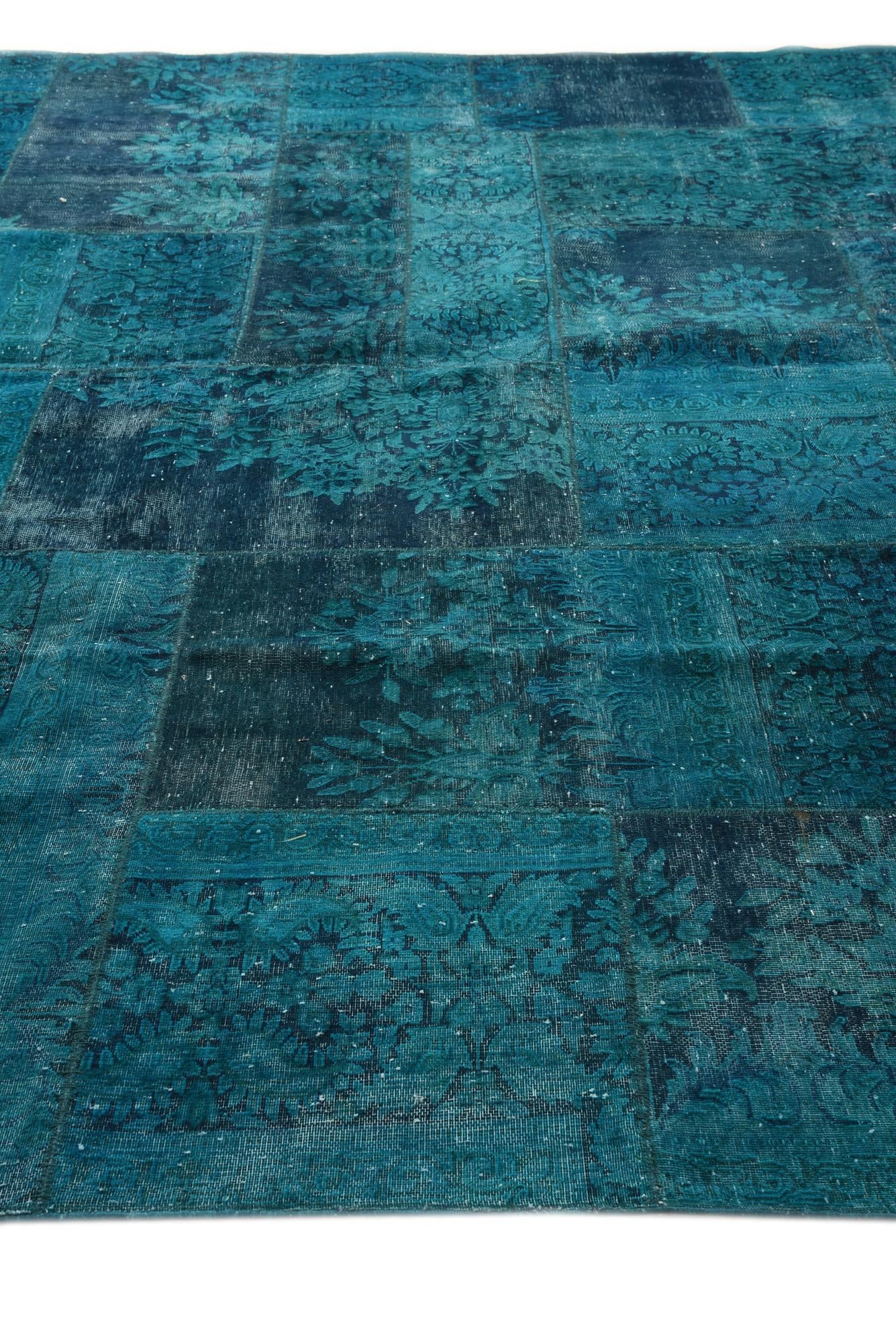 9' 10 x 9' 11 Hand Knotted Ultra Vintage Persian Wool Square Rug