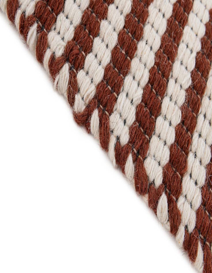 Detail image of 2' x 3'  Hand Woven Braided Chindi Rug