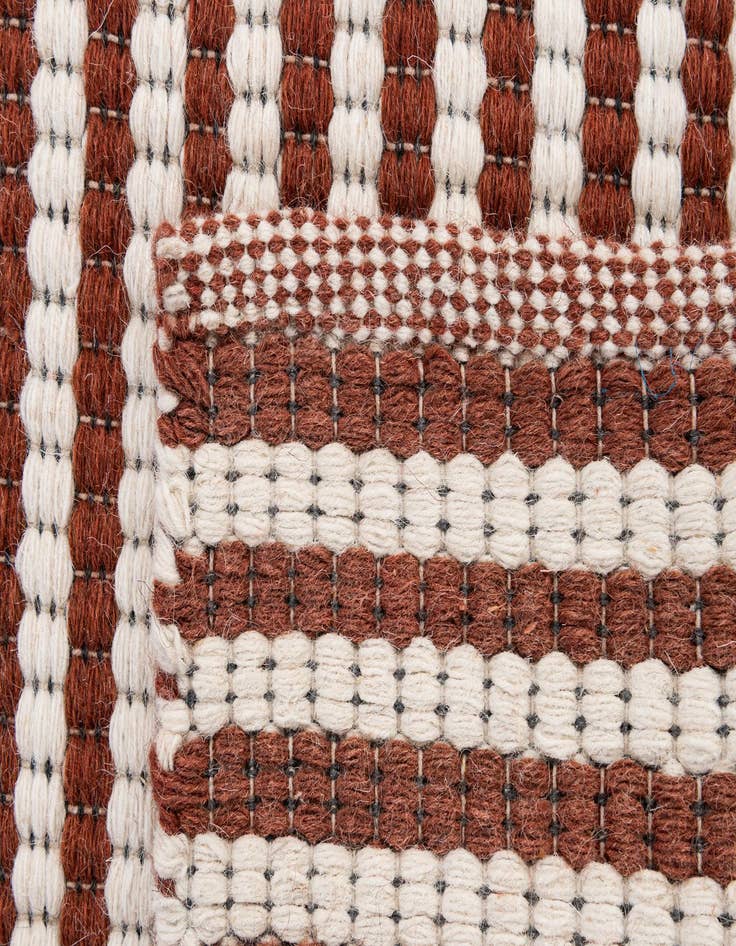 Detail image of 2' x 3'  Hand Woven Braided Chindi Rug