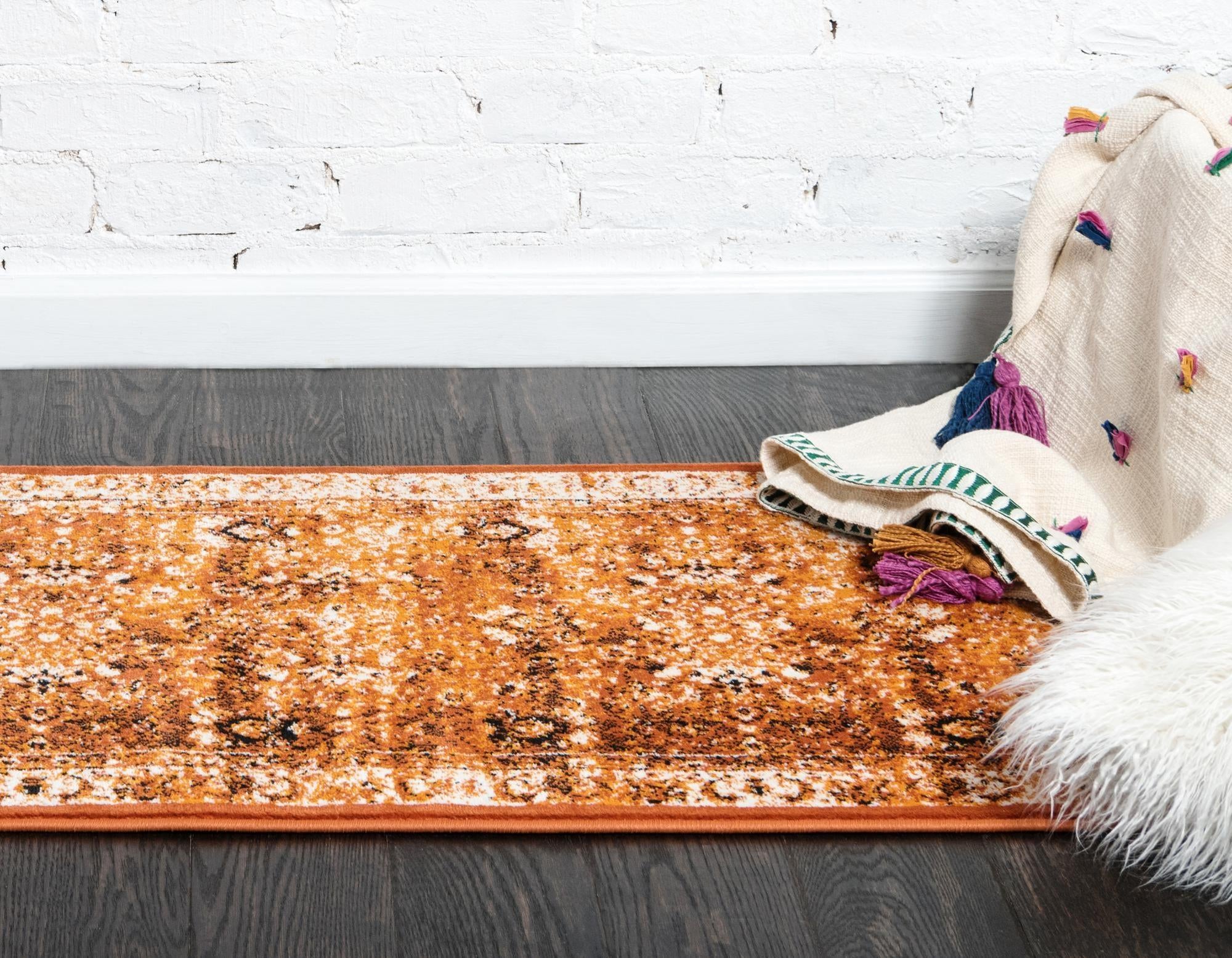 3' x 9' 10 Istanbul Runner Rug