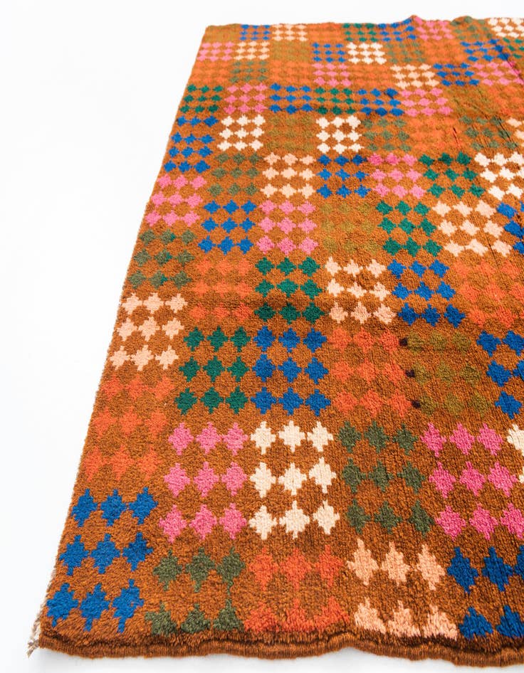 Detail image of 4' 10 x 6' 9  Hand Knotted Balouch Wool Rug