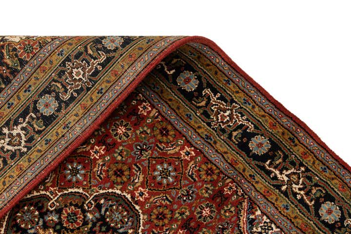 3' 10 x 6' 1 Hand Knotted Bidjar Wool Rug