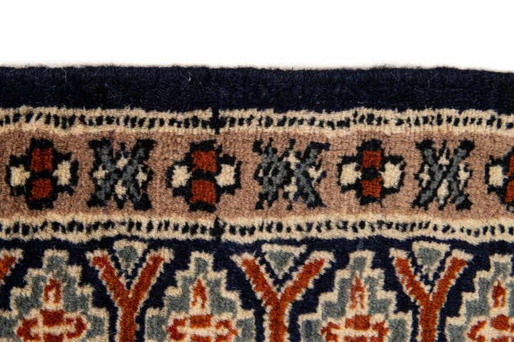 2' 8 x 4' Hand Knotted Bokhara Oriental Wool Rug